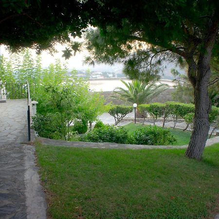 Aiolos Hotel Ménites 외부 사진