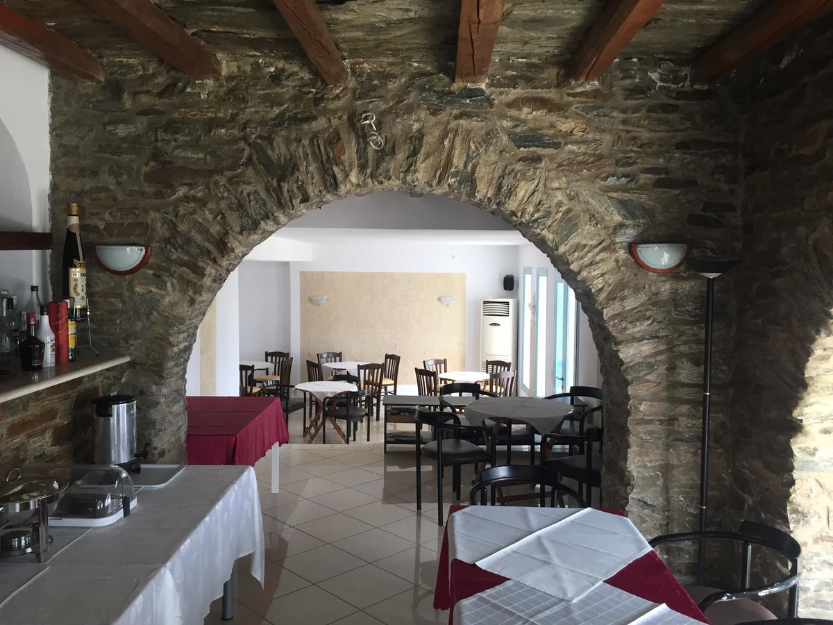 Aiolos Hotel Ménites 외부 사진